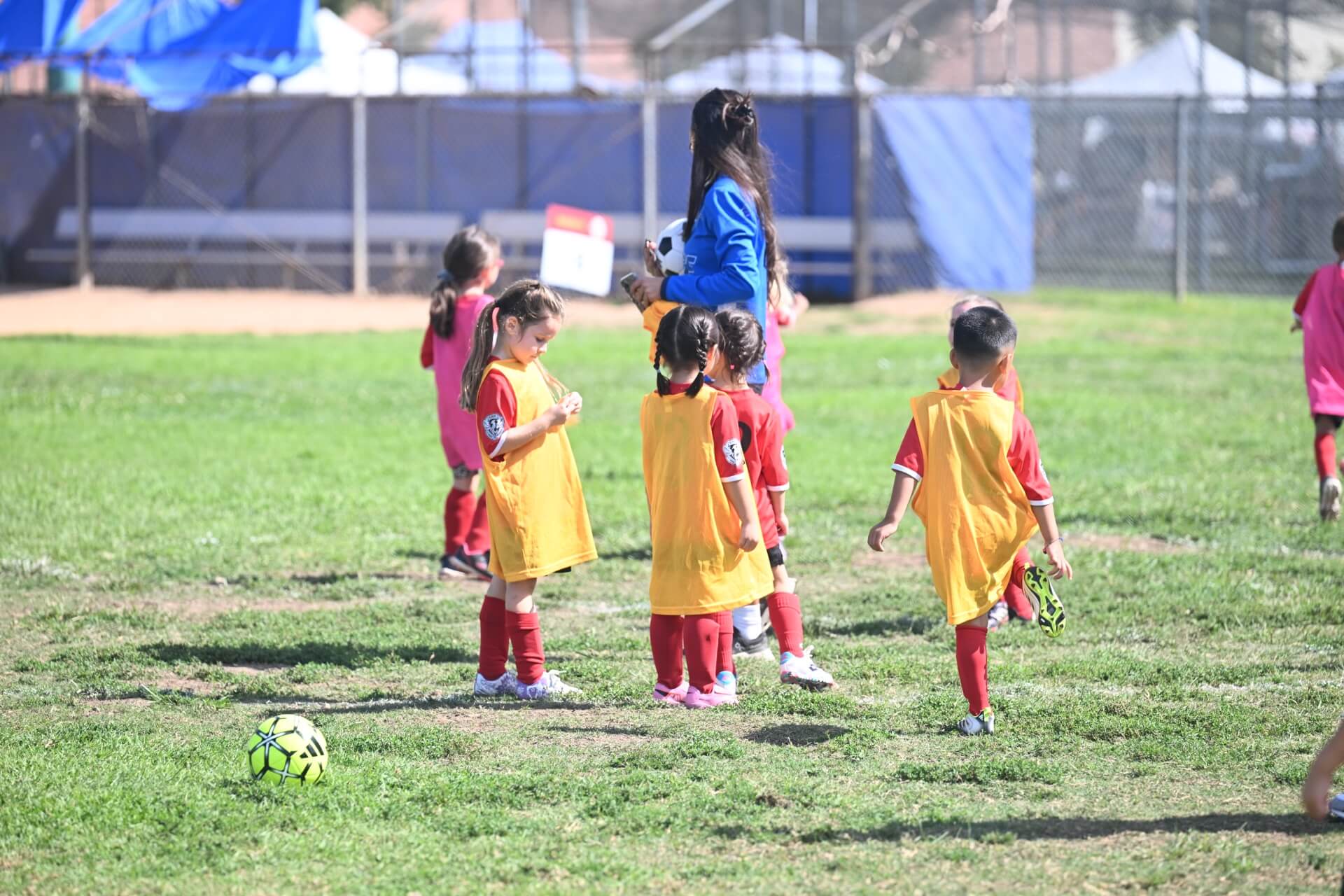 Thanksgiving Tournament game action